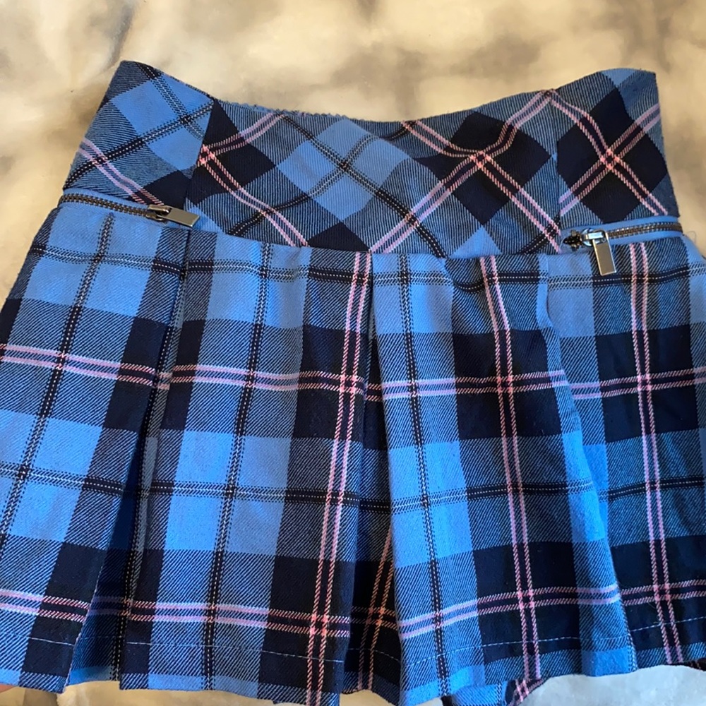 Justice plaid skirt short (Skorts)